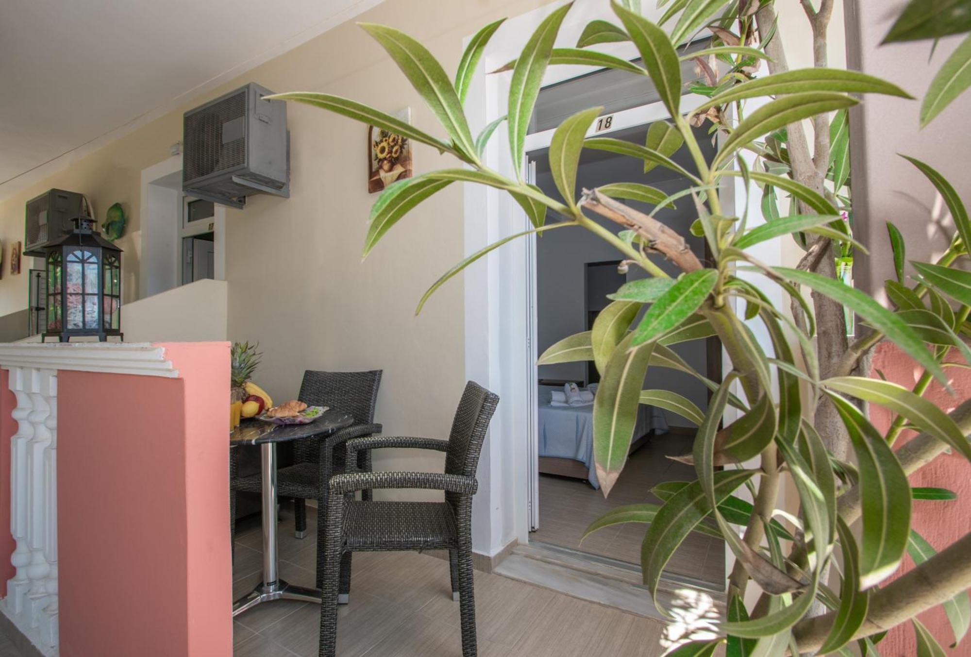 Zefiros By Sea Apartment Laganas Luaran gambar